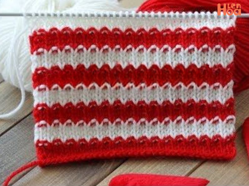 Cách giấu sợi và quản lý sợi khi xen kẽ (carrying yarn)